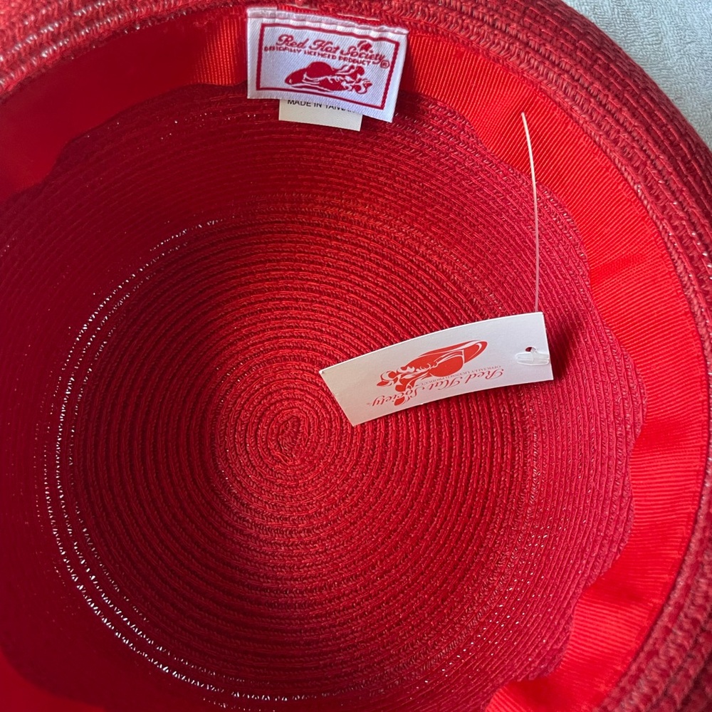 Women's Red Scala Hat - Picture 2 of 4